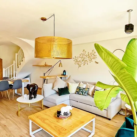 Cheerful Center Sitges 3 Bedrooms Townhouse With Pool Guest house *