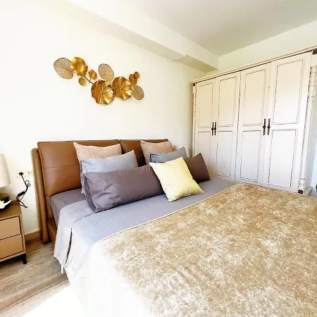 Guest house Cheerful Center Sitges 3 Bedrooms Townhouse With Pool *