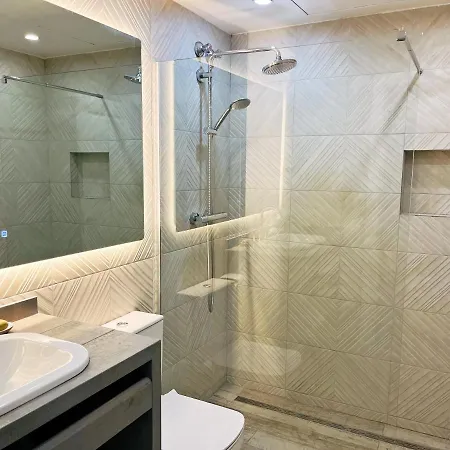 Guest house Cheerful Center Sitges 3 Bedrooms Townhouse With Pool *
